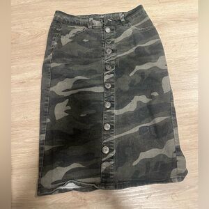 Camouflage Button-Front Women's Skirt
